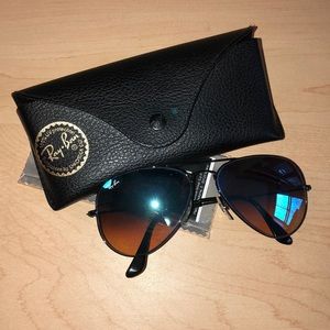 Ray ban aviators